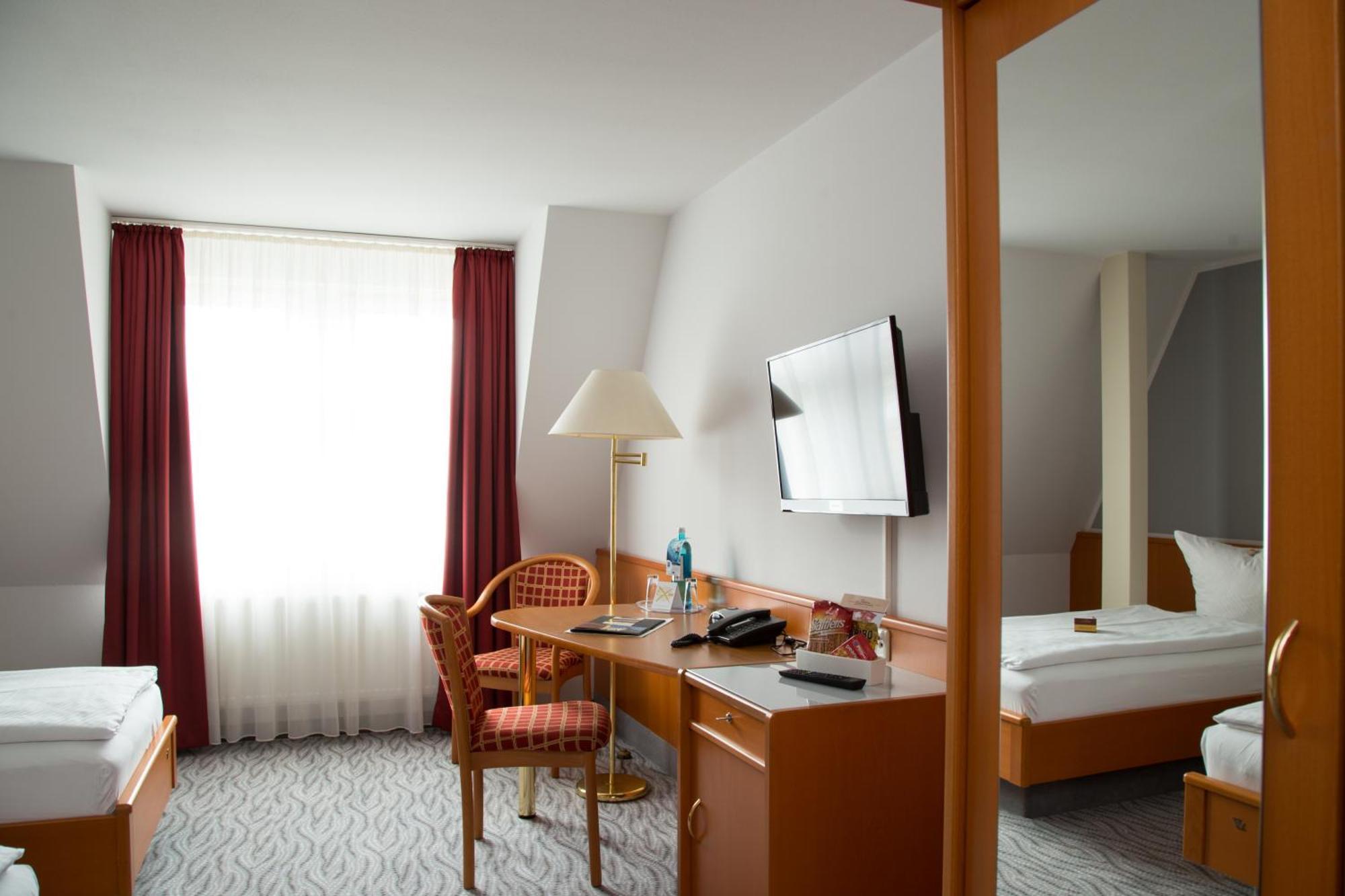 Hotel Kaiserhof رادهبرغ الغرفة الصورة